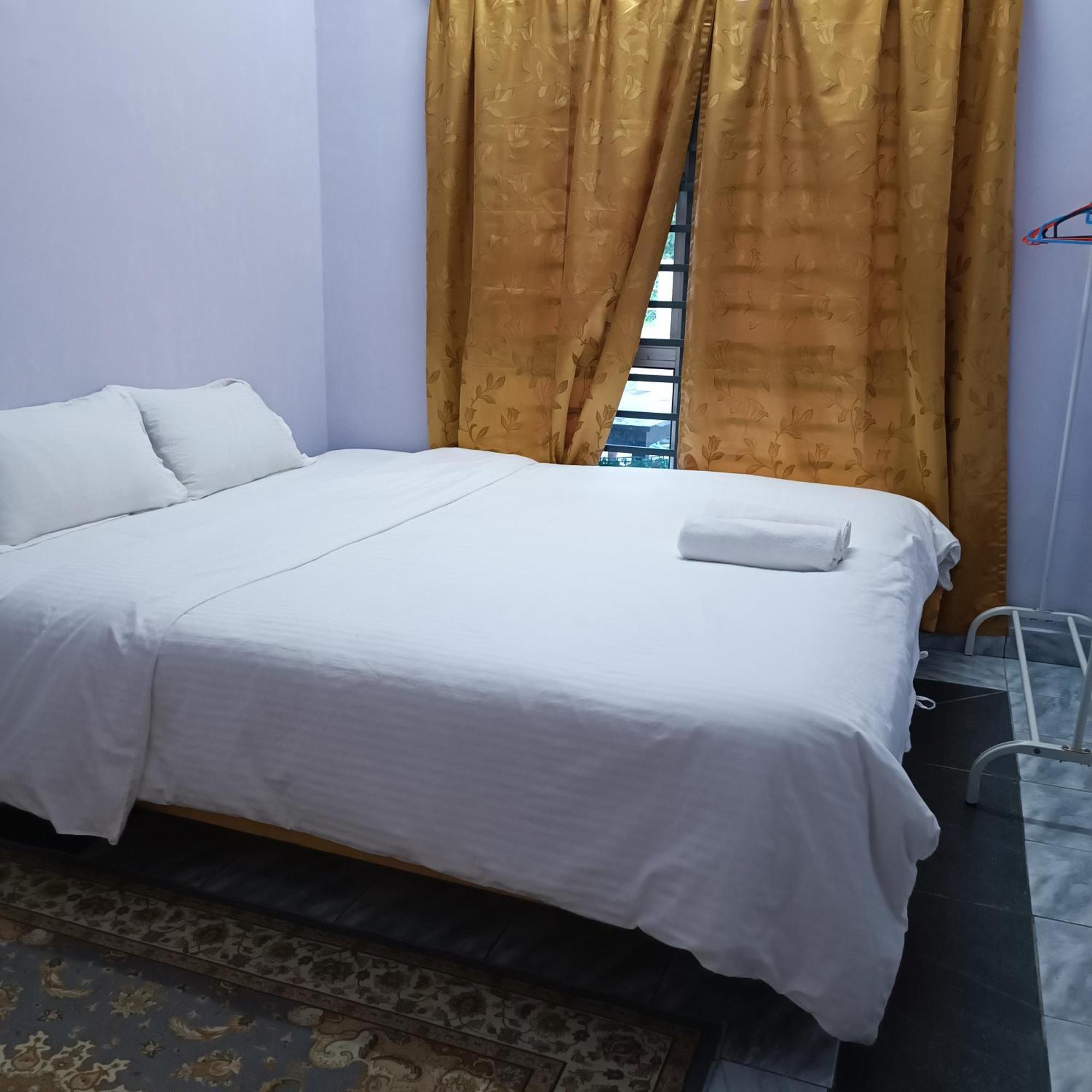 Homestay Lestari Klia Sepang Bagian luar foto